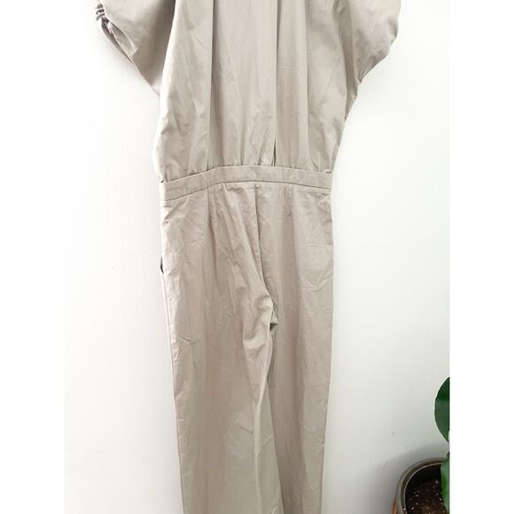 NWT Zara Voluminous Jumpsuit XS Khaki Beige Zip Flight Suit Utility Minimalist - Picture 11 of 12